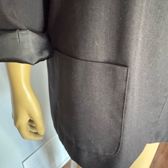 Women's vintage Black Blazer Coat. - Picture 4 of 6
